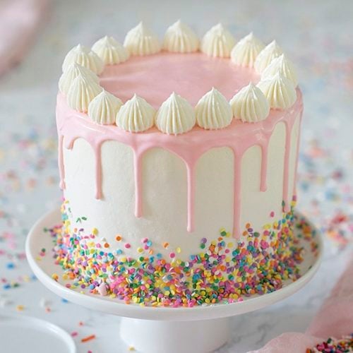 Premium Photo | Beautiful cakes beautiful cakes and desserts in pink tones  on a pink background Wedding cake Birthday cake Valentine39s Day cake d  desserts in pink